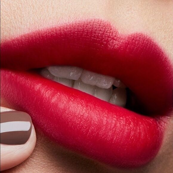 MAC Cosmetics LOVE ME LIPSTICK NEW give me fever - Picture 12 of 15